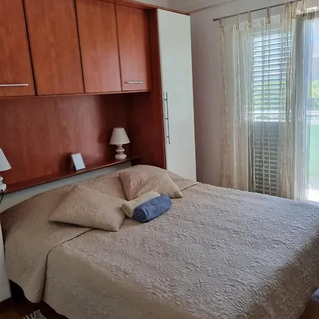 Sveti Filip Jakov * סבטי פיליפ אי ג'קוב