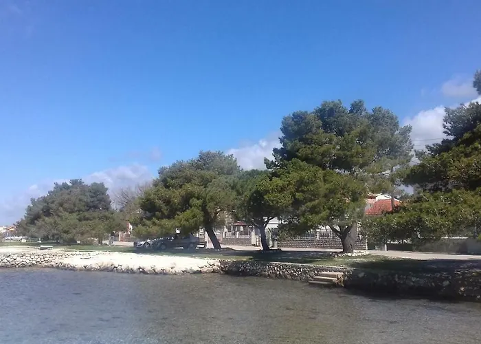 Sveti Filip Jakov Апартаменты *